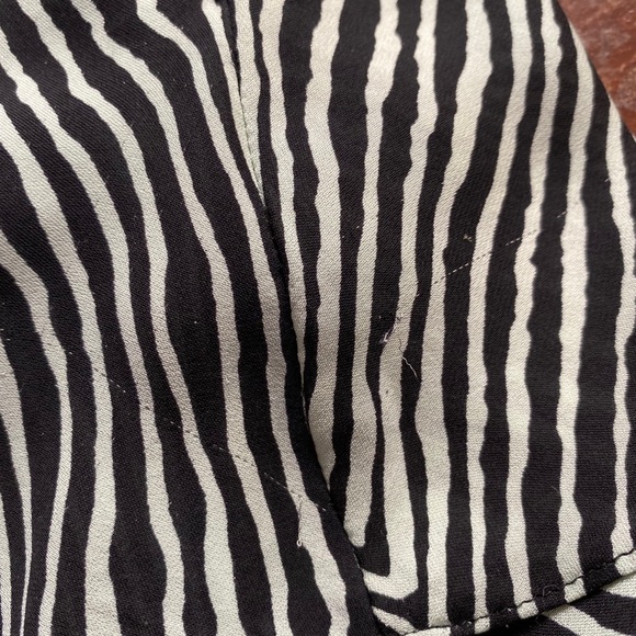 Parker Cold-Shoulder 100% Silk Mini Dress XS Black/White - Picture 16 of 16